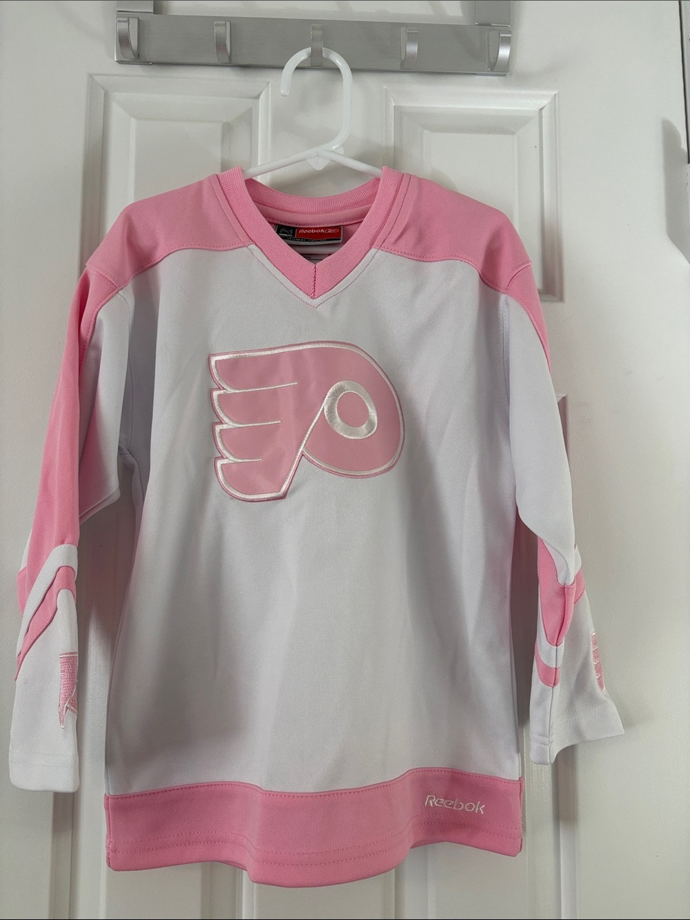 Reebok White & Pink Kids Philadelphia Flyers Hockey Jersey